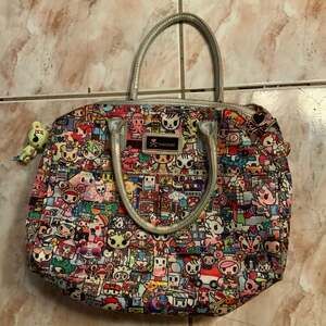 2015 Tokidoki Kawaii Print Tote Clutch Bag with PaletteFigurine Charm